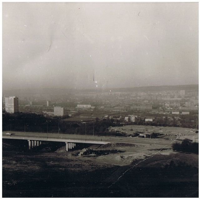 Výstavba cesty zo sídliska Dargovských hrdinov smerom k sídlisku Mier